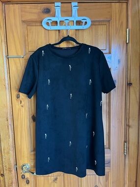 Zara Black Crewneck Short Sleeve Dress